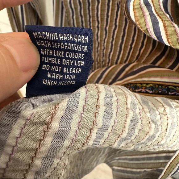 Robert Graham flip cuff dress shirt, XXL, textured front, stripe, office, date - Picture 9 of 15